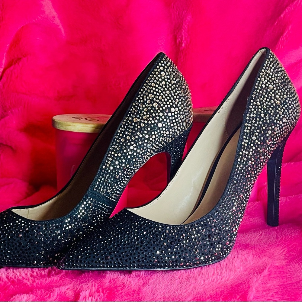 Brand new Aldo heels just scream sexy come snd statement heels